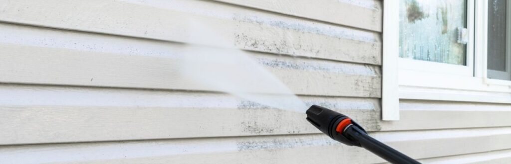 pressure washing siding